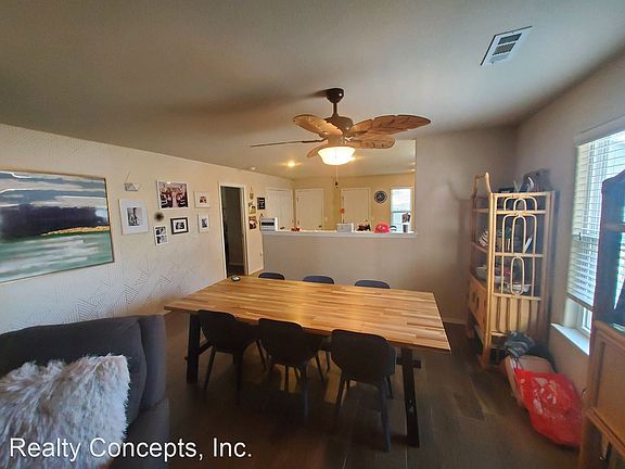 2nd image of 1231 S Oxbow Way