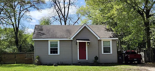 1714 College Dr Photo 1