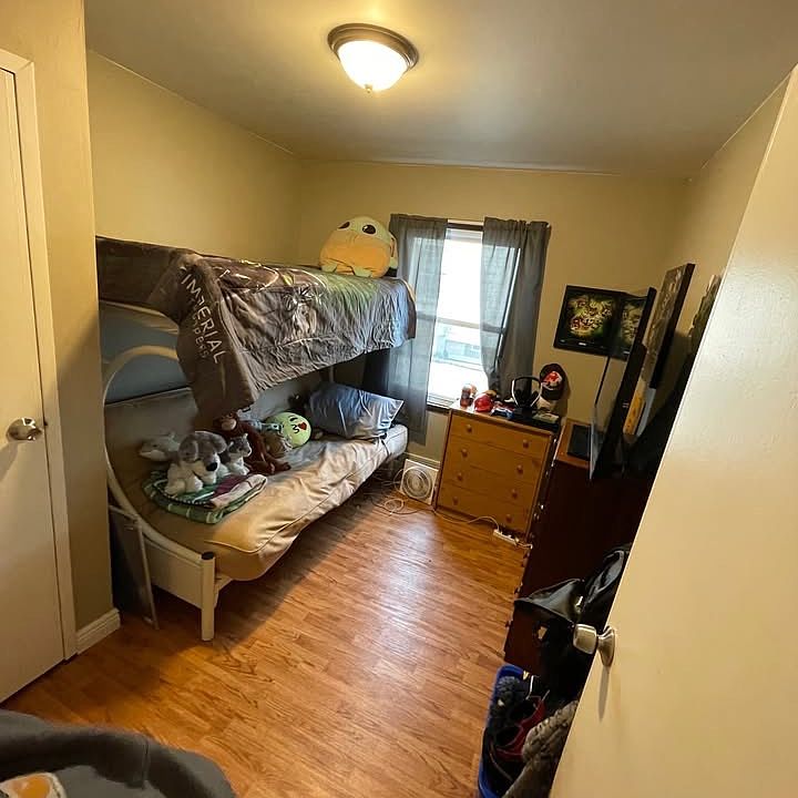 Unit Photo