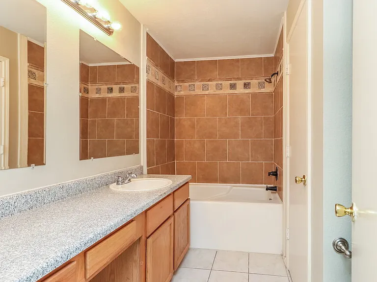 11710 Sandy Stream Dr — Photo 12