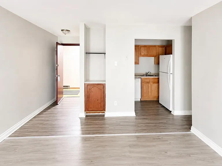 13006 Broadway St #3 — Photo 7
