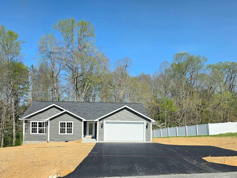 1st image of 3661 Old Whitley Rd
