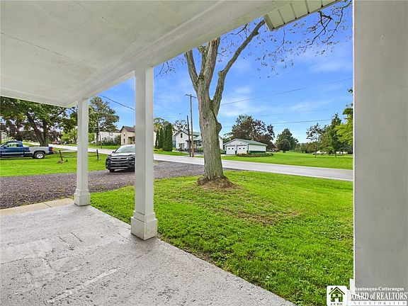 2nd image of 46 S State St
