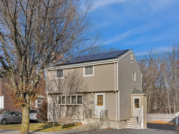 126 Grover St, Everett, MA 02149