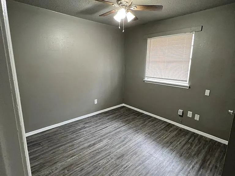 624 Lloyd Ave — Photo 5