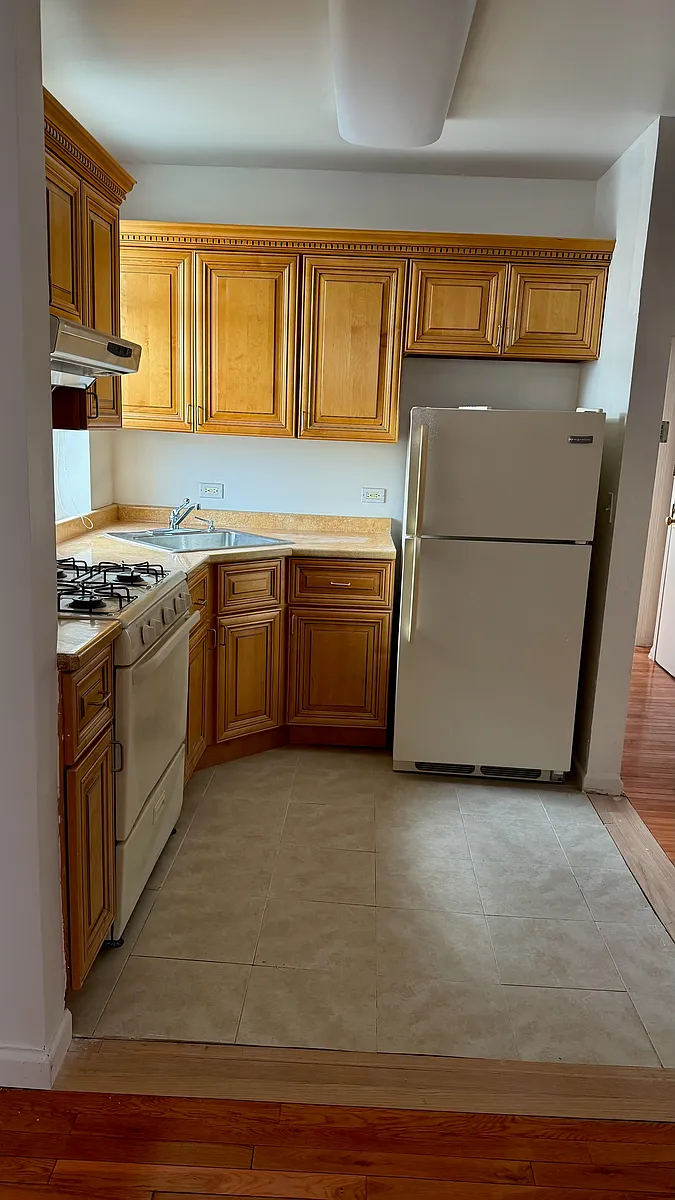 Building Photo - 1614 Atlantic Ave #4