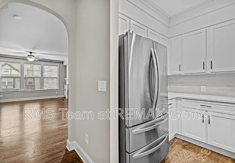 3209 Hallmark Ln — Photo 13