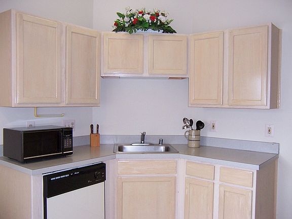 4th image of 44206 Mossy Brook Sq #Esq