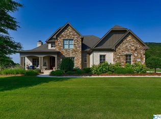 15 McMullen Rd, Gurley, AL 35748