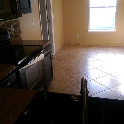 4th image of 8893 Riverine Ct