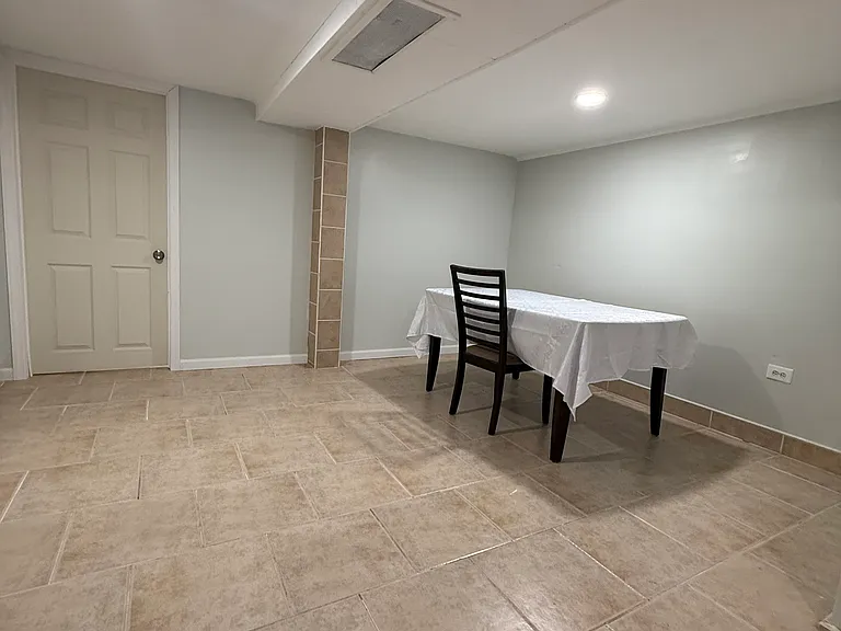 9233 Vanderveer St #1 — Photo 7