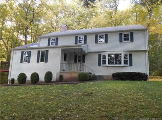 21 Red Mountain Ln, Avon, CT 06001