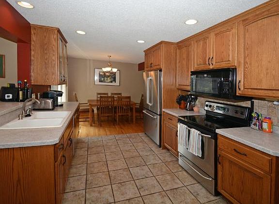 5th image of 2644 Cedar Ave