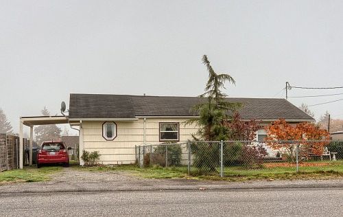 2nd image of 7115 Vickery Ave E