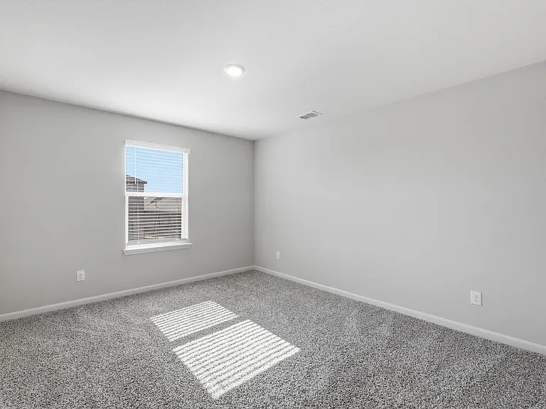 2105 Yarbrough Dr — Photo 22