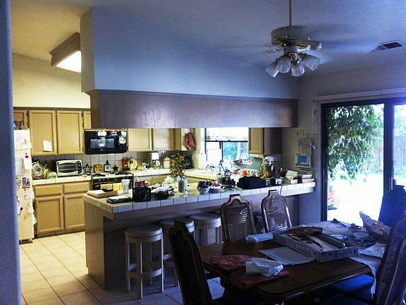 Kitchen and dining area