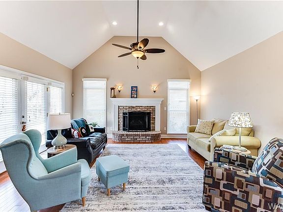5th image of 9864 Belmont Ln
