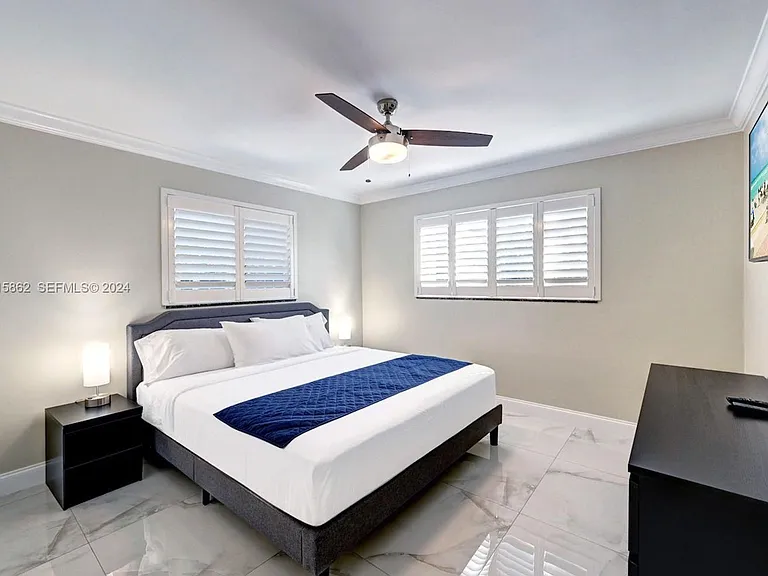 1307 Rodman St — Photo 12