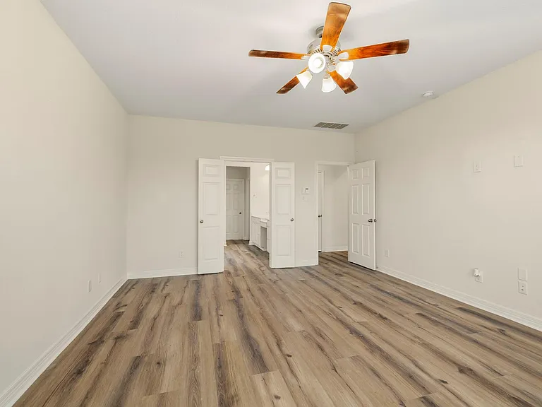 9439 Peralta Creek Ct — Photo 17
