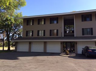 14301 Fairway Dr, Eden Prairie, MN 55344