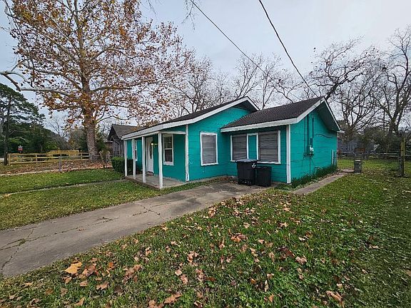 3rd image of 1013 W Snyder St