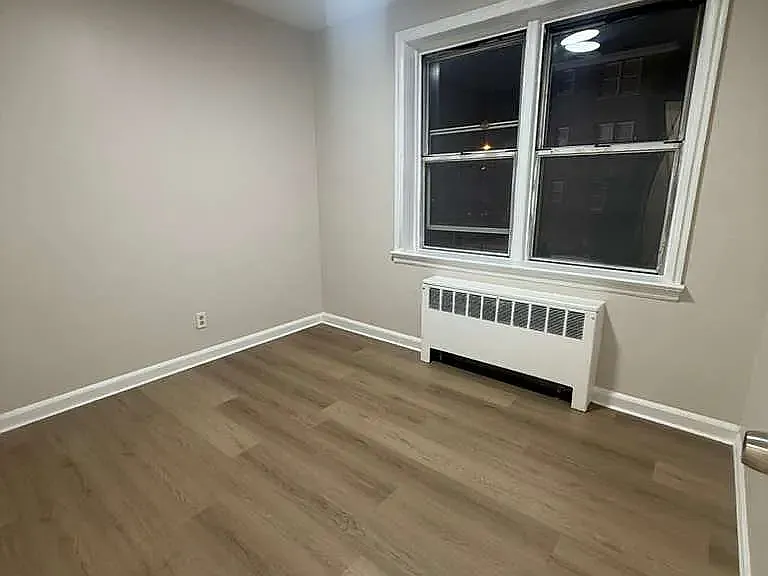 44 Irving St #5C — Photo 3