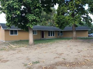 10 E 1st St, Middleton, ID 83644