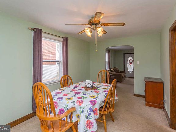 5th image of 220 Felton Ave