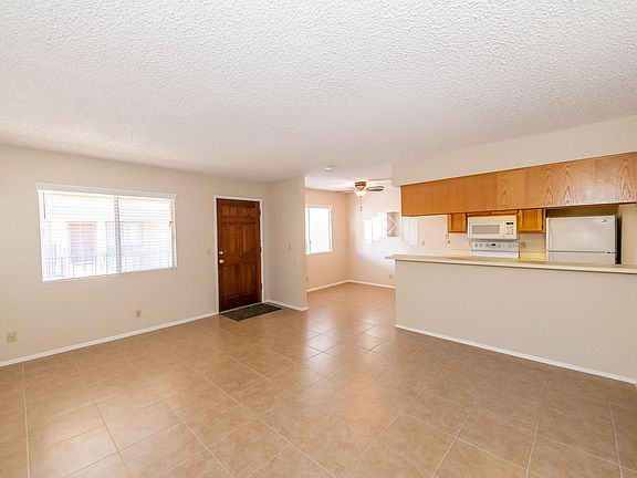 5th image of 2228 E Campbell Ave APT 202