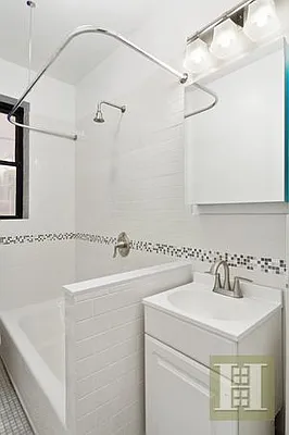 Rented by Halstead Real Estate | media 4