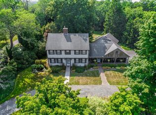 7 Bay Colony Dr, Plymouth, MA 02360