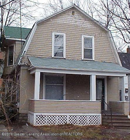 1st image of 223 E Hillsdale St