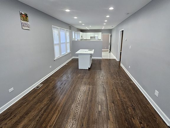 2nd image of 10906 S Eggleston Ave
