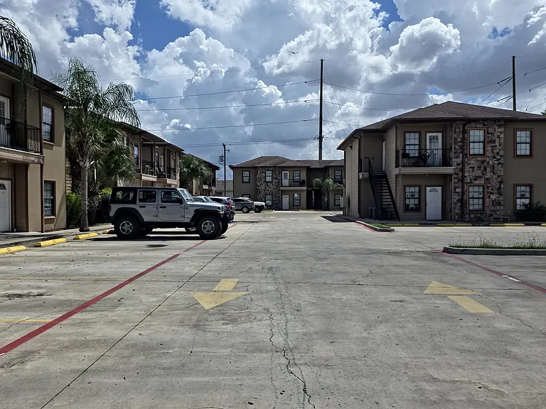 912 Wildrose Ln #C7 — Photo 16