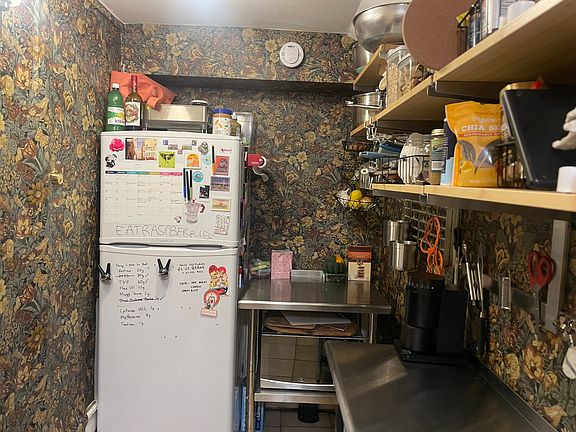 5th image of 85 Hancock St APT 2
