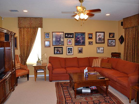 4th image of 39 Princewood Ln