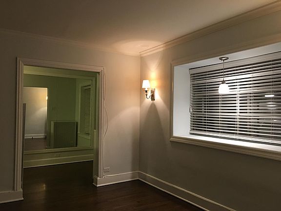 3rd image of 2326 N Lincoln Park W #1