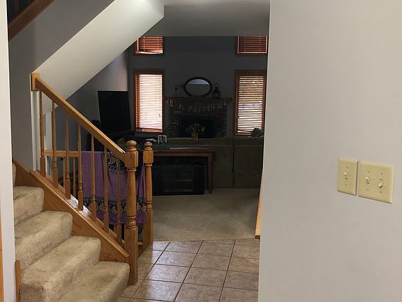 4th image of 7659 Richardson Ln