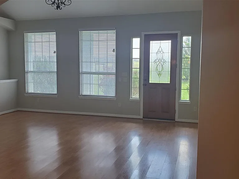 1656 County Road 697 — Photo 3