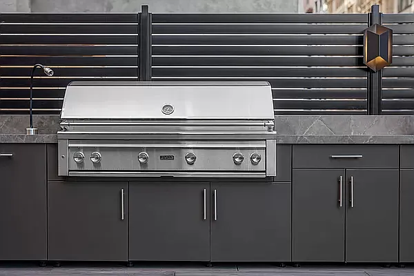 Rented by Compass | media 10