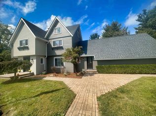 109 E Blue Ridge Dr, Bloomington, IN 47408