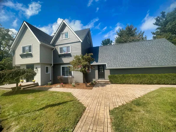 109 E Blue Ridge Dr, Bloomington, IN 47408