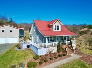 407 Lonesome Pine Ln, Chilhowie, VA 24319