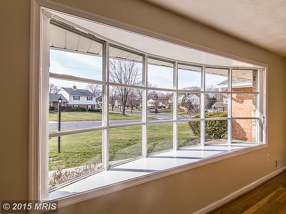 Bay window lets the sun shine in!