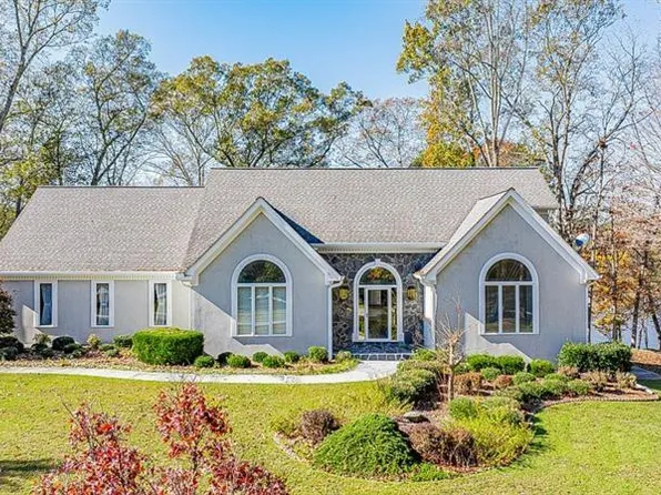 205 Pine Knott Rd, Fayetteville, GA 30214