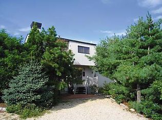 85 Blackwatch Ct, Southampton, NY 11968