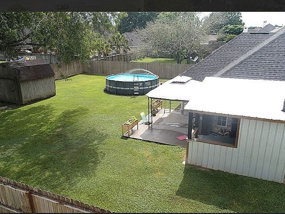 4th image of 7637 Rosewood Dr