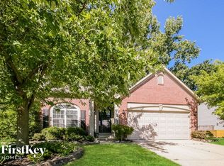 11522 Perkins St, Carmel, IN 46032