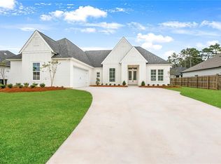 720 Elise Ln, Madisonville, LA 70447