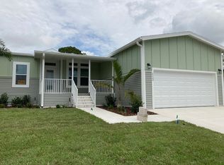 1112 W Lakeview Dr #1112, Sebastian, FL 32958